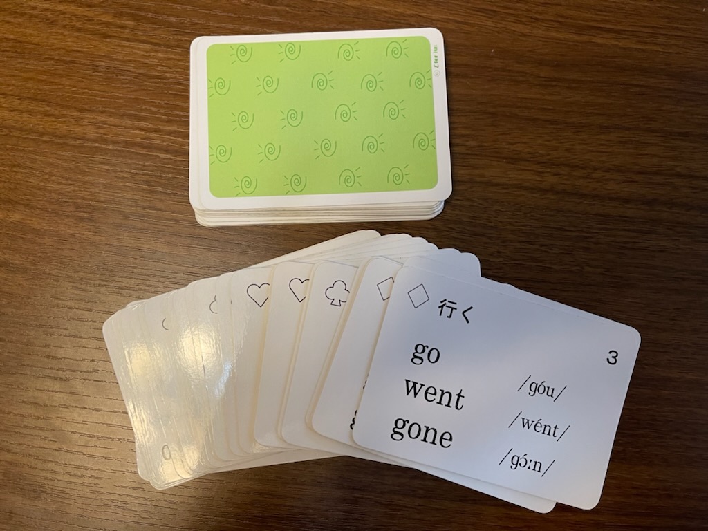 動詞の活用形の覚え方はカードゲームで 遊びながら丸覚え完了 Miemoro English